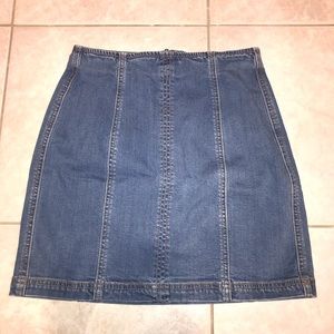 Kylie & Kendall blue denim skirt